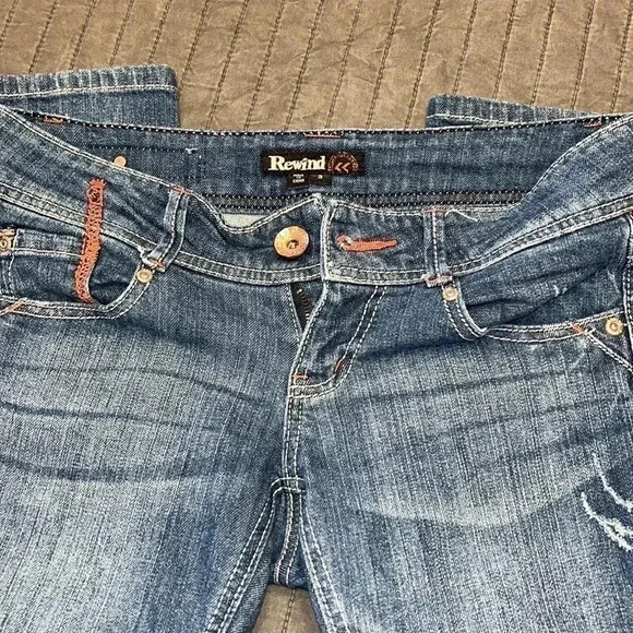 Rewind Cropped Denim Jeans with pink stitch detail size 3 - Picture 3 of 10